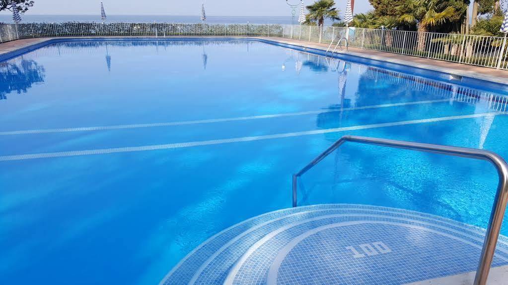 Hotel Vela D'Oro Dependence Бардолино Екстериор снимка